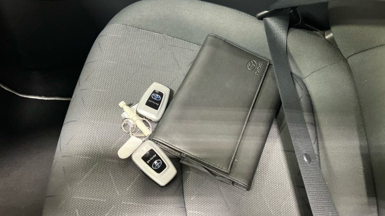 Toyota RAV4 2.5 VVT-i Hybrid Icon 5dr CVT 2WD Hybrid Estate